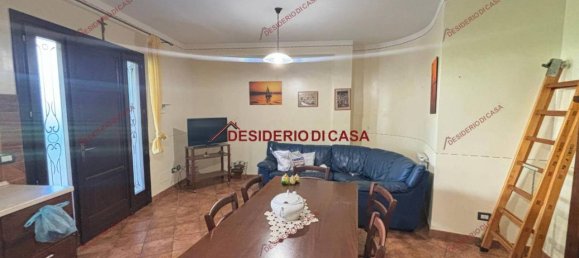 3 rooms Villa in Campofelice di Roccella, Italy No. 123286 3