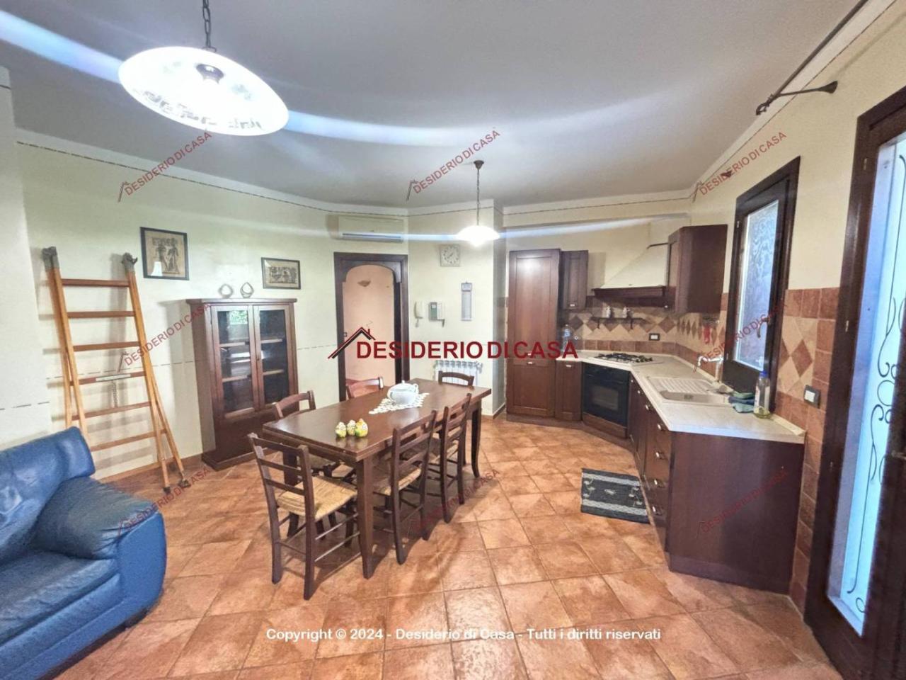 3 rooms Villa in Campofelice di Roccella, Italy No. 123286
