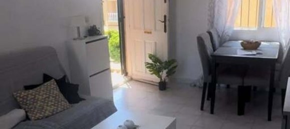 Apartamento de 2 dormitorios en Torrevieja, Spain No. 189830 5