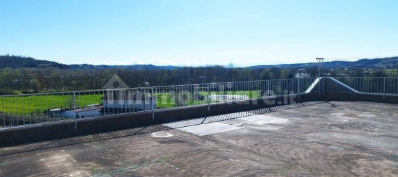 2 bedrooms Apartment in Asti, Italy No. 149048 3