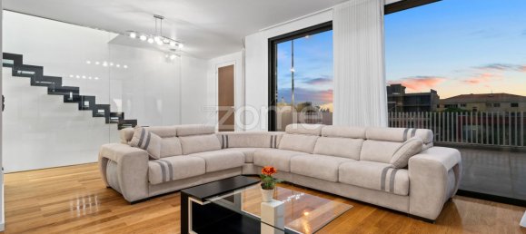 3 bedrooms House in Funchal, Portugal No. 25072 3