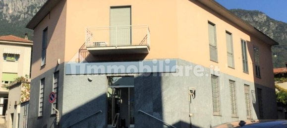 Propriété commerciale à Valmadrera, Italy 406m² No. 319662 2