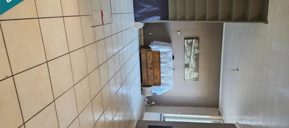 Adosado de 2 dormitorios en Lens, France No. 242815 13