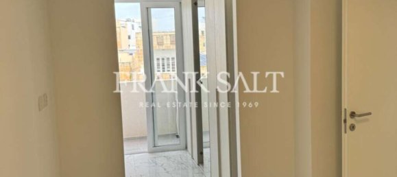 2 bedrooms Apartment in Ta' Xbiex, Malta No. 5092 10