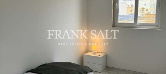 2 bedrooms Apartment in Ta' Xbiex, Malta No. 5092 15