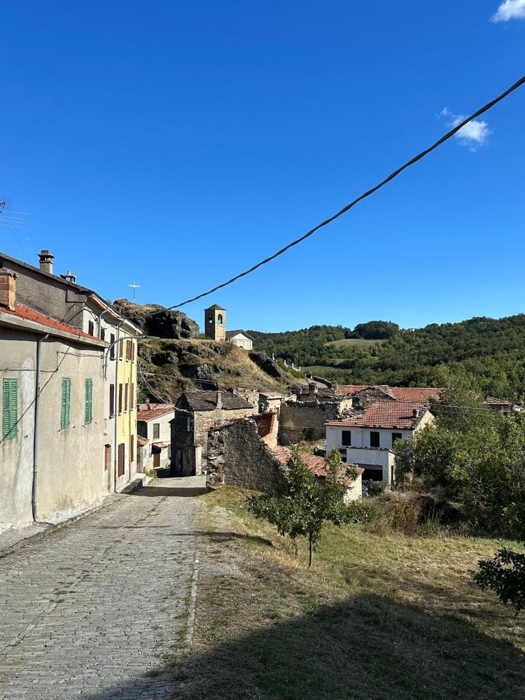 Studio à Bore, Italy No. 255231