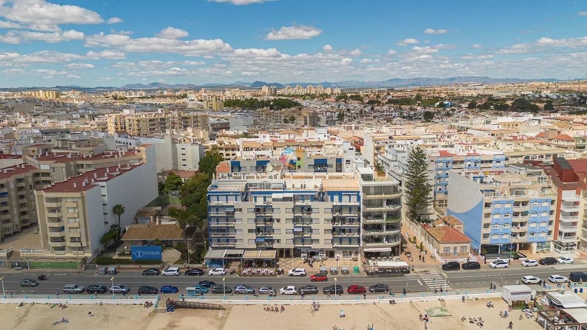 1 chambre appartement à vendre à Torrevieja, Alicante, Valencian Community, Spain № 368921