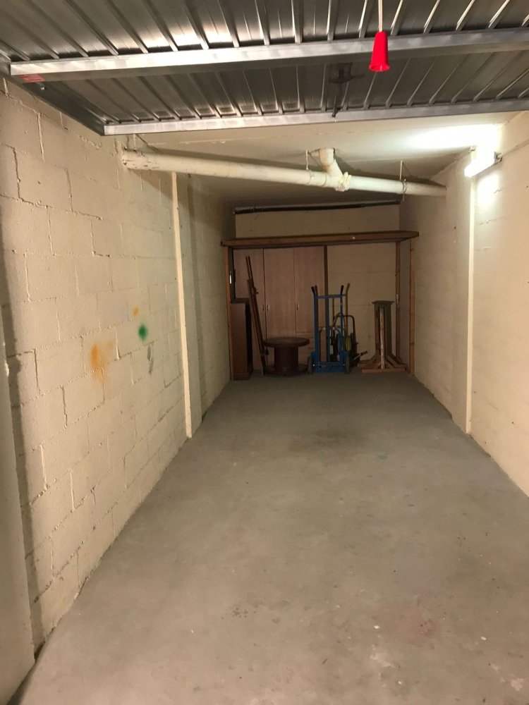 Гараж 19м² в Ро, Италия № 364810