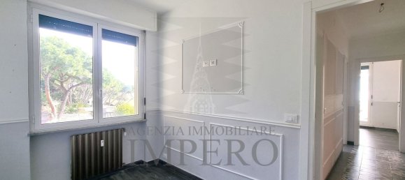 8 rooms Apartment in Sanremo, Italy No. 224074 3