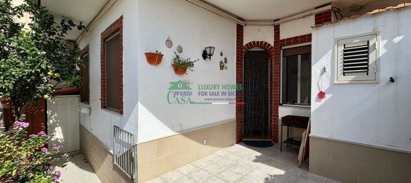 Apartamento de 3 dormitorios en Santa Croce Camerina, Italy No. 355681 5