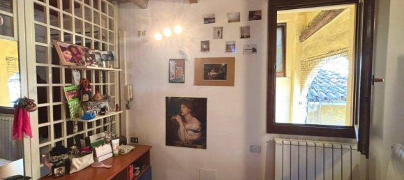 1 bedroom Apartment in Bologna, Italy No. 271403 2