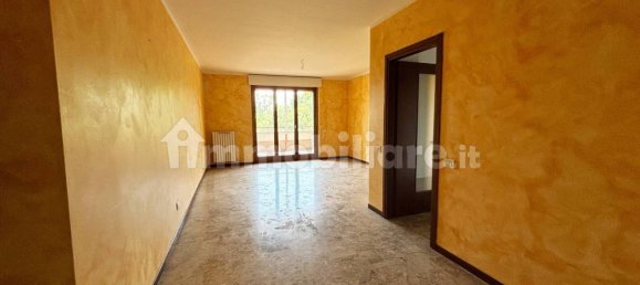 Квартира с 2 спальнями в Пьеве Эмануэле, Италия № 147428 3