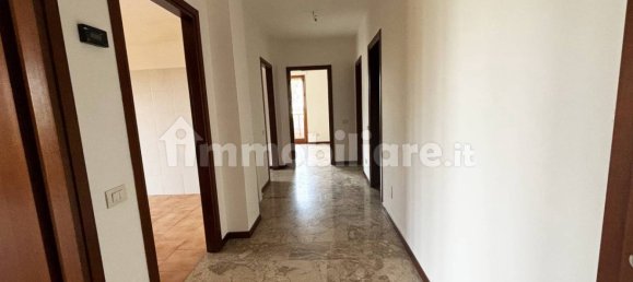 Квартира с 2 спальнями в Пьеве Эмануэле, Италия № 147428 6