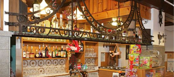 Коммерческая недвижимость 159м² в Ченчениге Агордино, Италия № 362639 3