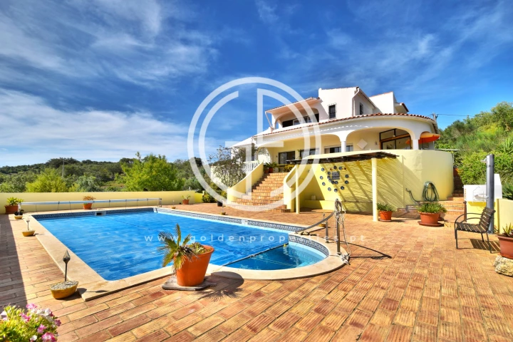 3 bedrooms House in Faro, Portugal No. 154475