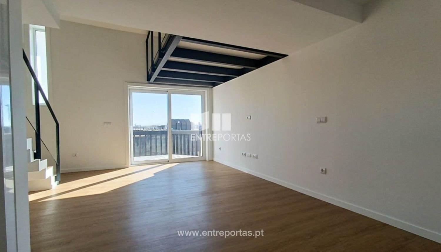 Casa T3 em Póvoa de Varzim, Portugal N.º 24636