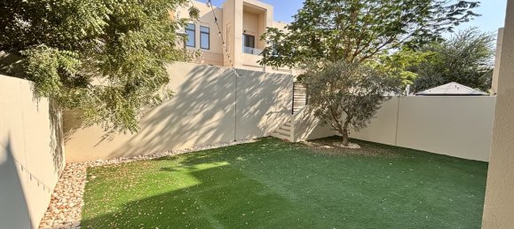 Вилла с 3 спальнями в Рим, ОАЭ № 113950 11