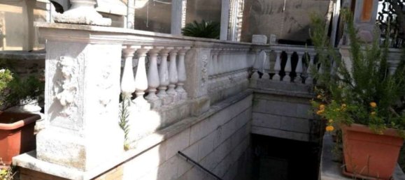 7 bedrooms Apartment in Rome, Italy No. 371058 21