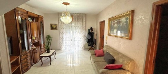 4-salle Maison à Trentola Ducenta, Italy No. 3109 24