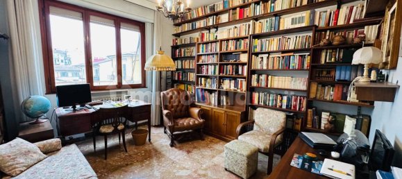 3 bedrooms Apartment in Florence, Italy No. 375710 22