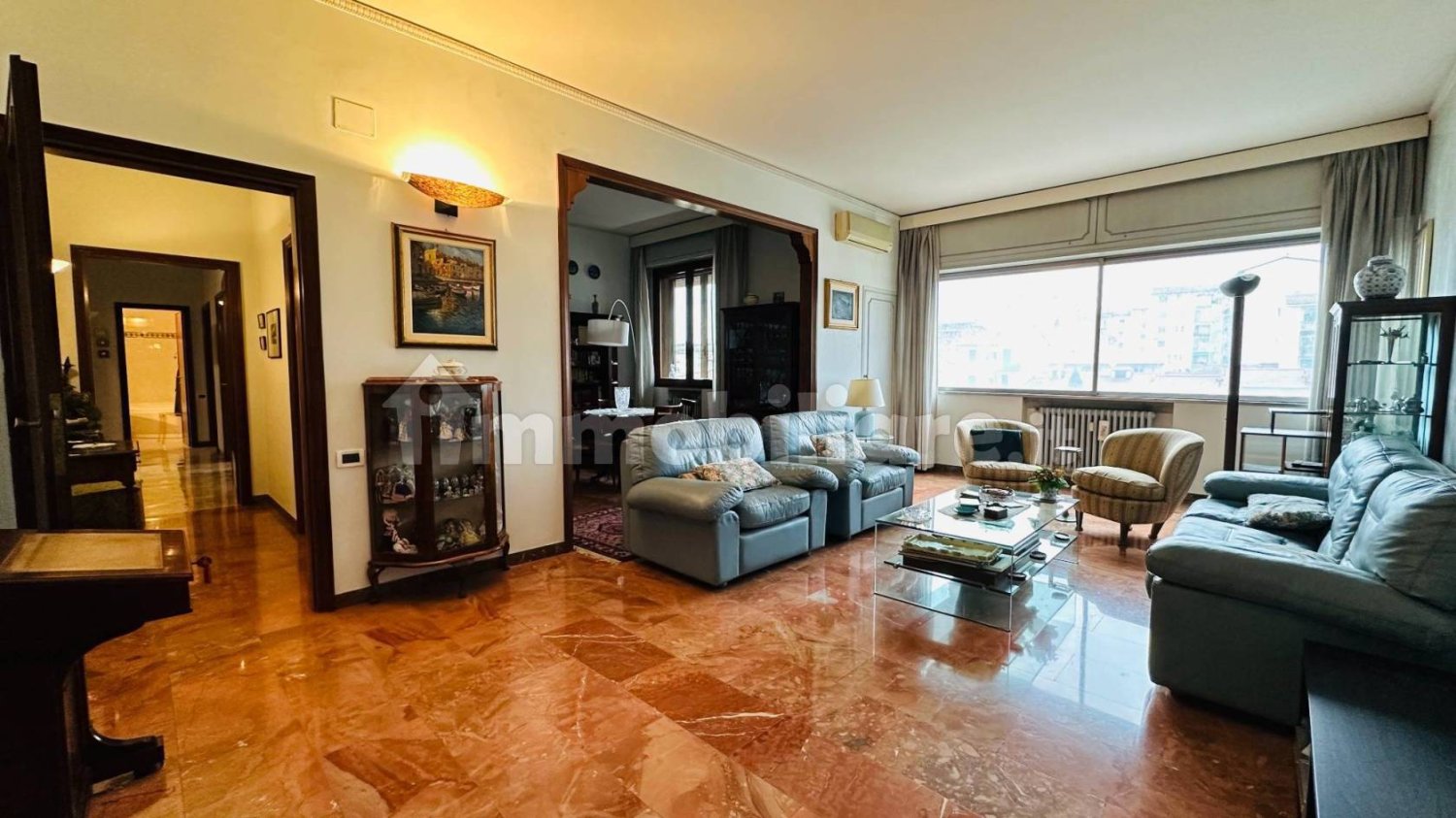 3 bedrooms Apartment in Florence, Italy No. 375710