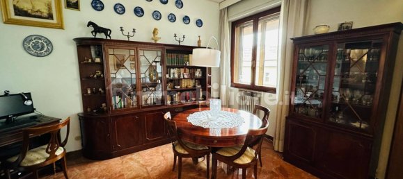 3 bedrooms Apartment in Florence, Italy No. 375710 9
