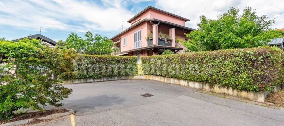 3 bedrooms Apartment in Garbagnate Milanese, Italy No. 307093 20