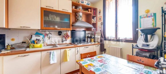 3 bedrooms Apartment in Garbagnate Milanese, Italy No. 307093 8