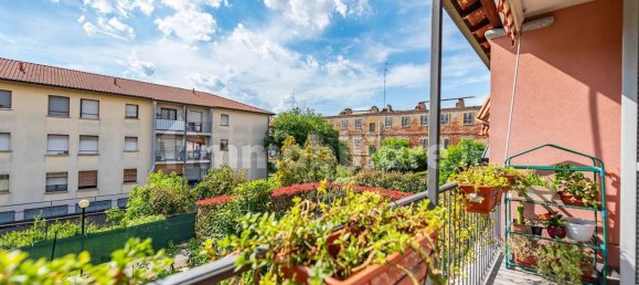 3 bedrooms Apartment in Garbagnate Milanese, Italy No. 307093 5