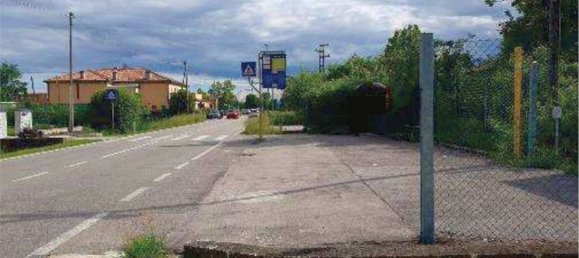 4 rooms House in Piombino Dese, Italy No. 187790 13