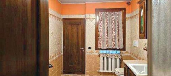 4 rooms House in Piombino Dese, Italy No. 187790 17