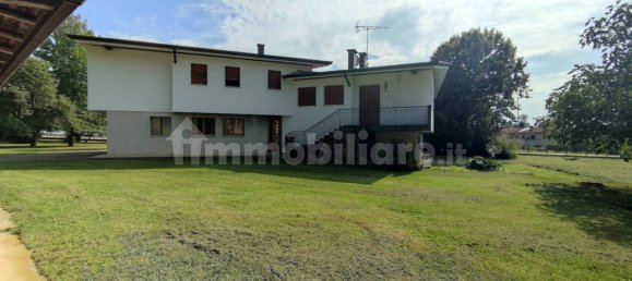 3 Schlafzimmer Villa in Udine, Italy, Nr. 376552 36