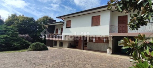 3 Schlafzimmer Villa in Udine, Italy, Nr. 376552 39