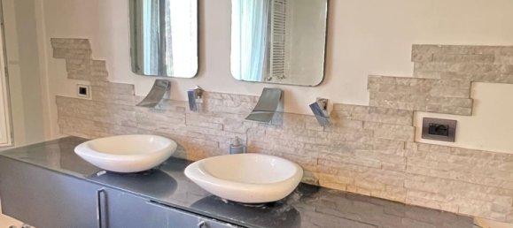 8 bedrooms House in Treviso, Italy No. 322854 6