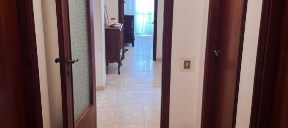 4 chambres Appartement à Teramo, Italy No. 324178 16