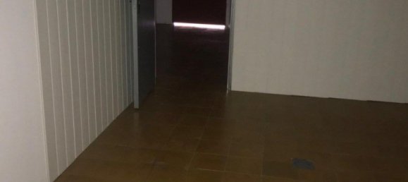 100m² Commercial property in Leon, Spain No. 125002 8