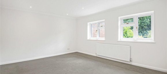 4 bedrooms House in Cockfosters, United Kingdom No. 6632 15