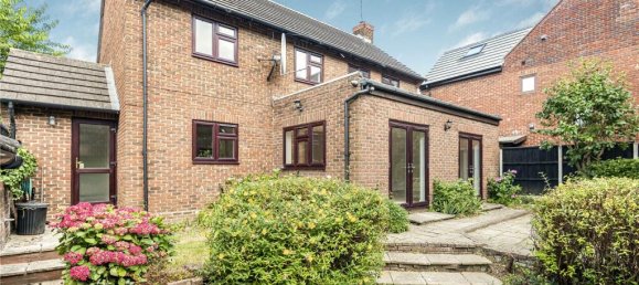 4 bedrooms House in Cockfosters, United Kingdom No. 6632 26