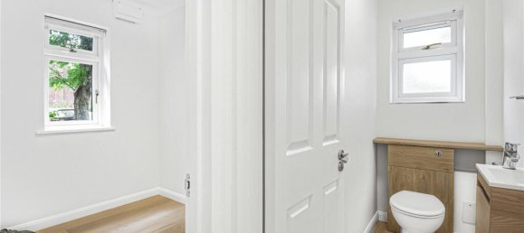 4 bedrooms House in Cockfosters, United Kingdom No. 6632 13