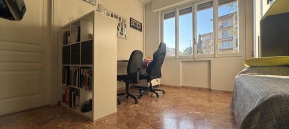 4 rooms Apartment in Florence, Italy No. 40602 14