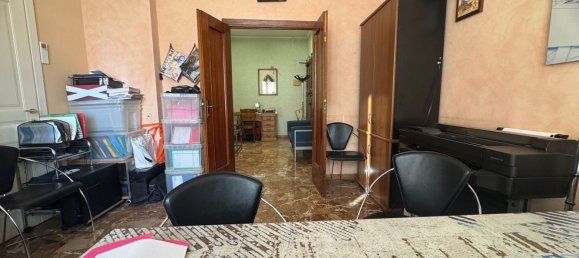 4 rooms Apartment in Florence, Italy No. 40602 12