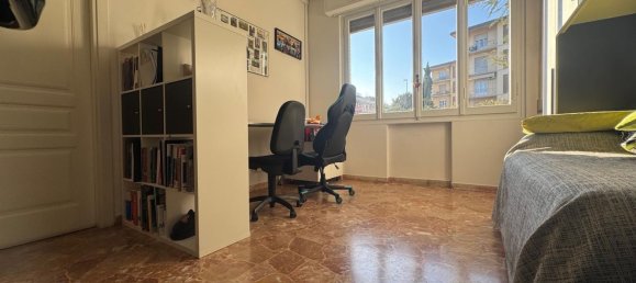 4 rooms Apartment in Florence, Italy No. 40602 15