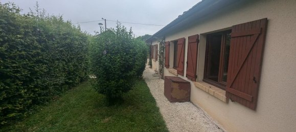 Дом с 4 спальнями в Труи, Франция № 63061 2