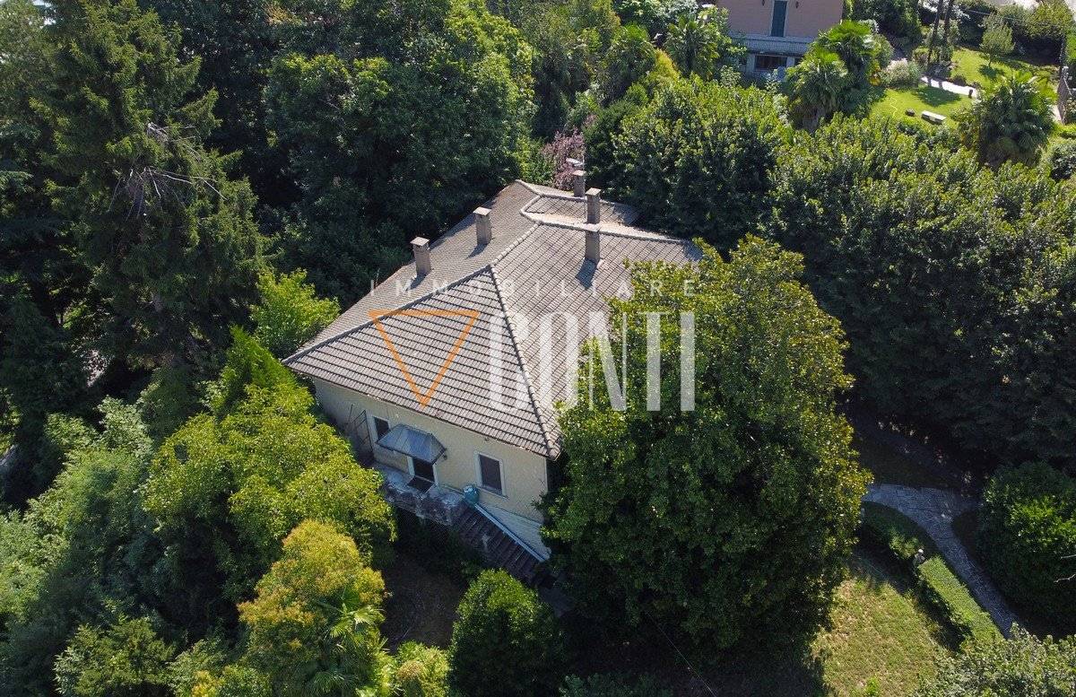 Вилла с 3 спальнями в Арчизате, Италия № 295851