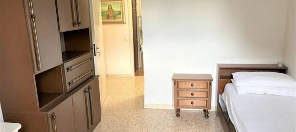 5-Zimmer Wohnung in Urbino, Italy, Nr. 175187 9