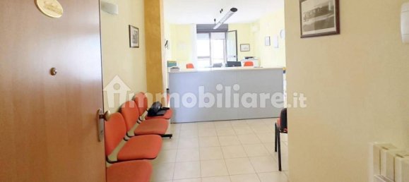 2-Zimmer Büro in Stornara, Italy, Nr. 177974 9