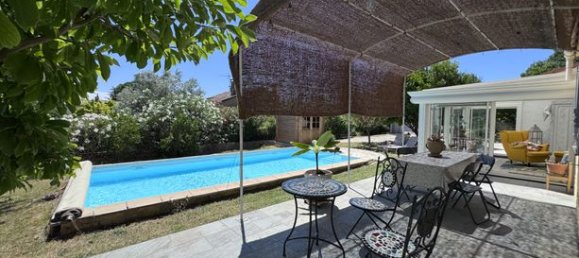 Замки и поместья с 4 спальнями в Монбуше-сюр-Жаброн, Франция № 301939 5