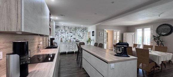 Замки и поместья с 4 спальнями в Монбуше-сюр-Жаброн, Франция № 301939 10