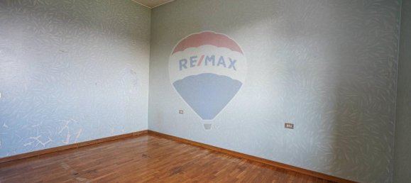 4-salle Appartement à Bottanuco, Italy No. 12829 23