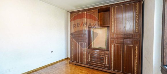 4-salle Appartement à Bottanuco, Italy No. 12829 17